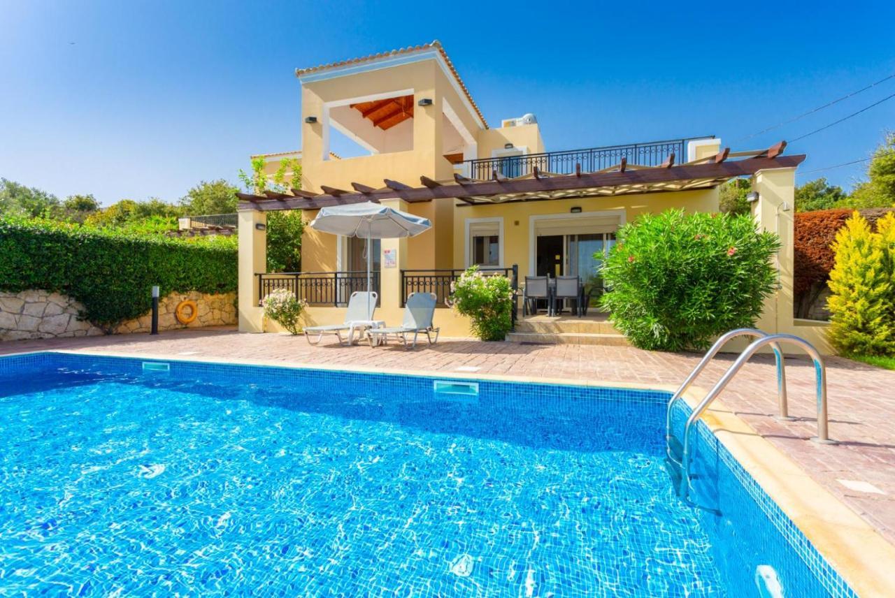 Villa Georgia Йерані Екстер'єр фото